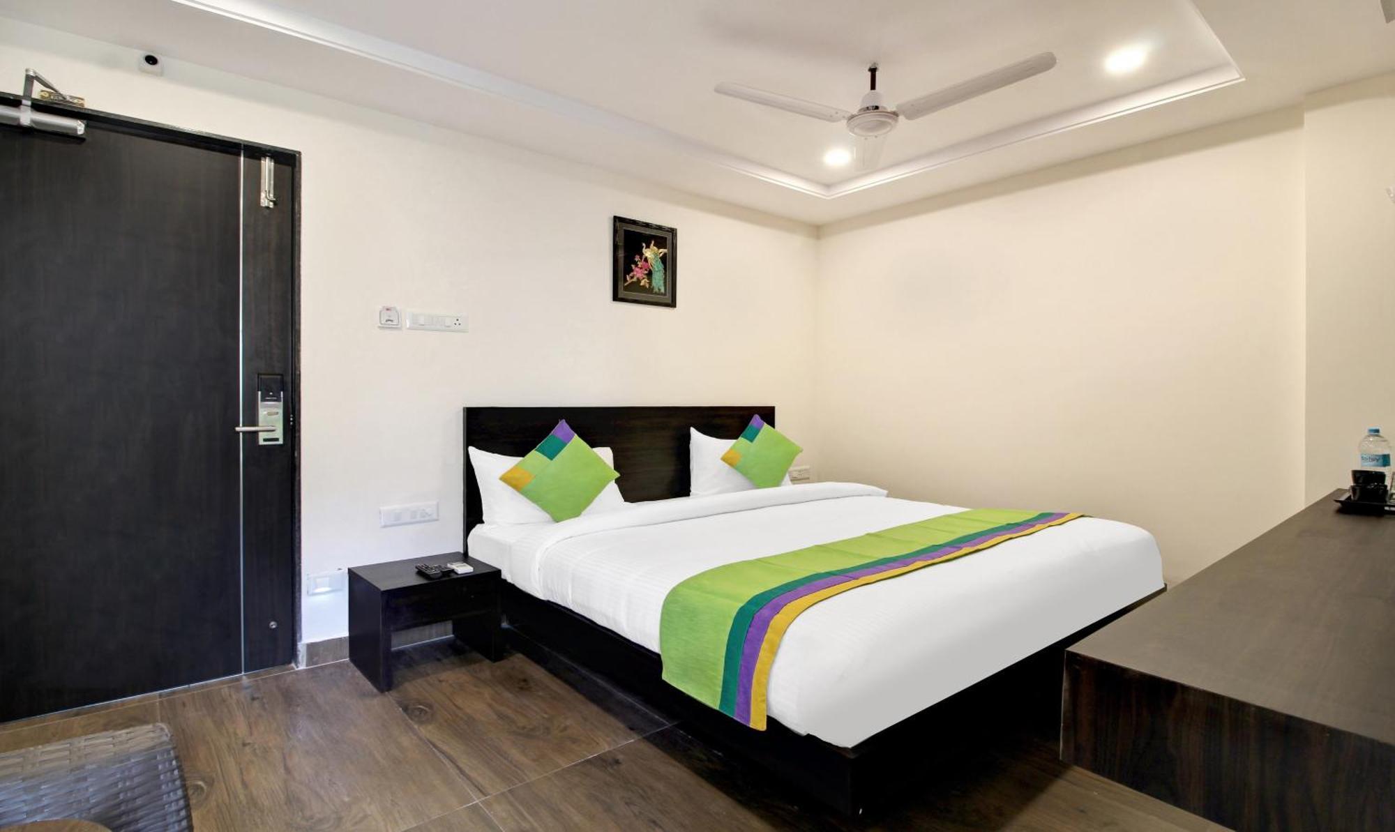 Treebo Trend Excella Hotel Visakhapatnam Eksteriør billede